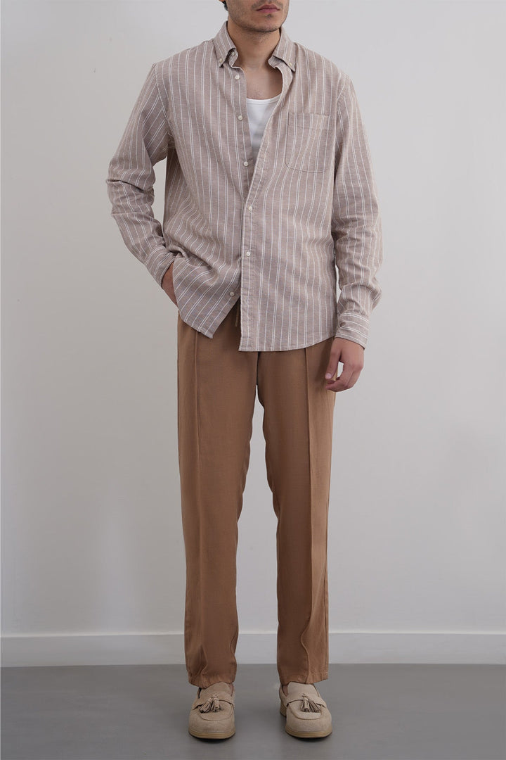 KHAKI TAPERED PANTS