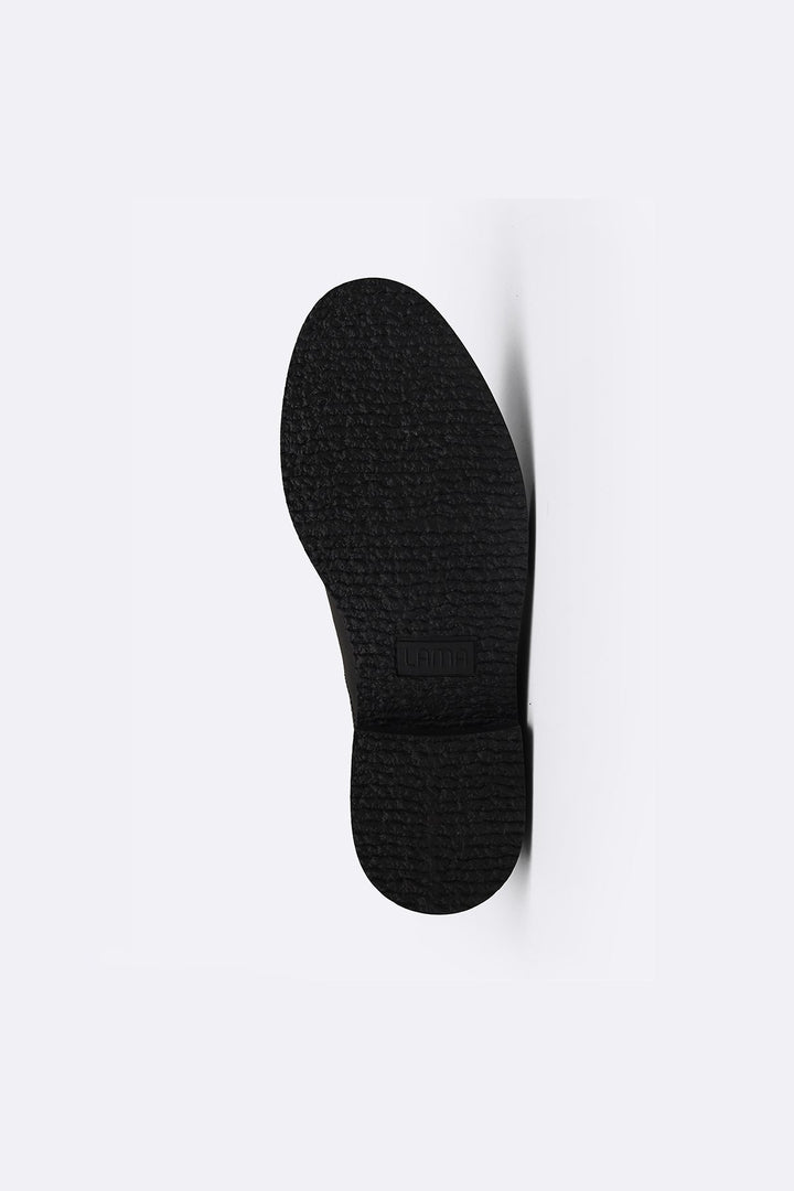 BLACK ESSENTIAL LEATHER CHELSEA BOOTS