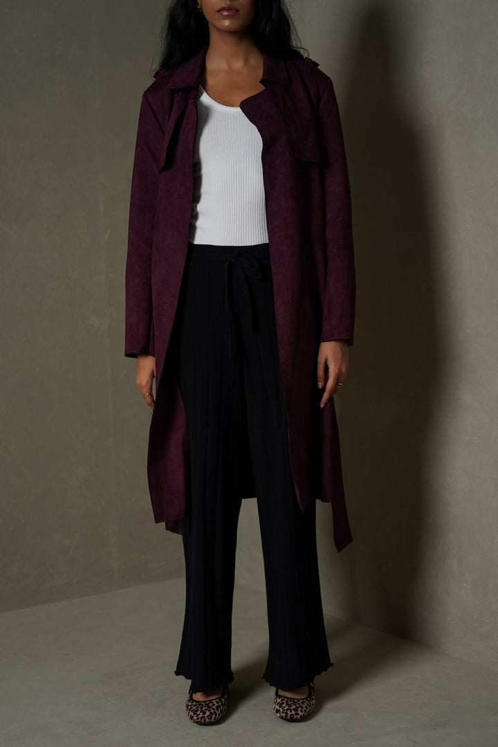 BLACK RIB-KNIT STRAIGHT PANTS