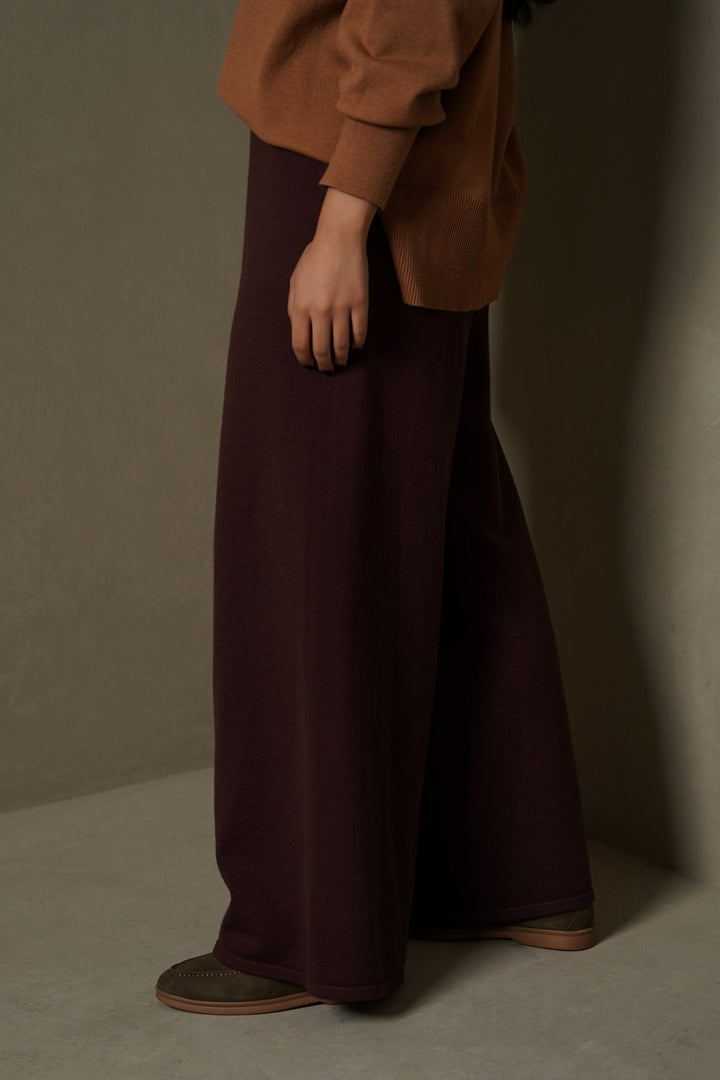 DARK BROWN FLOWY TROUSERS