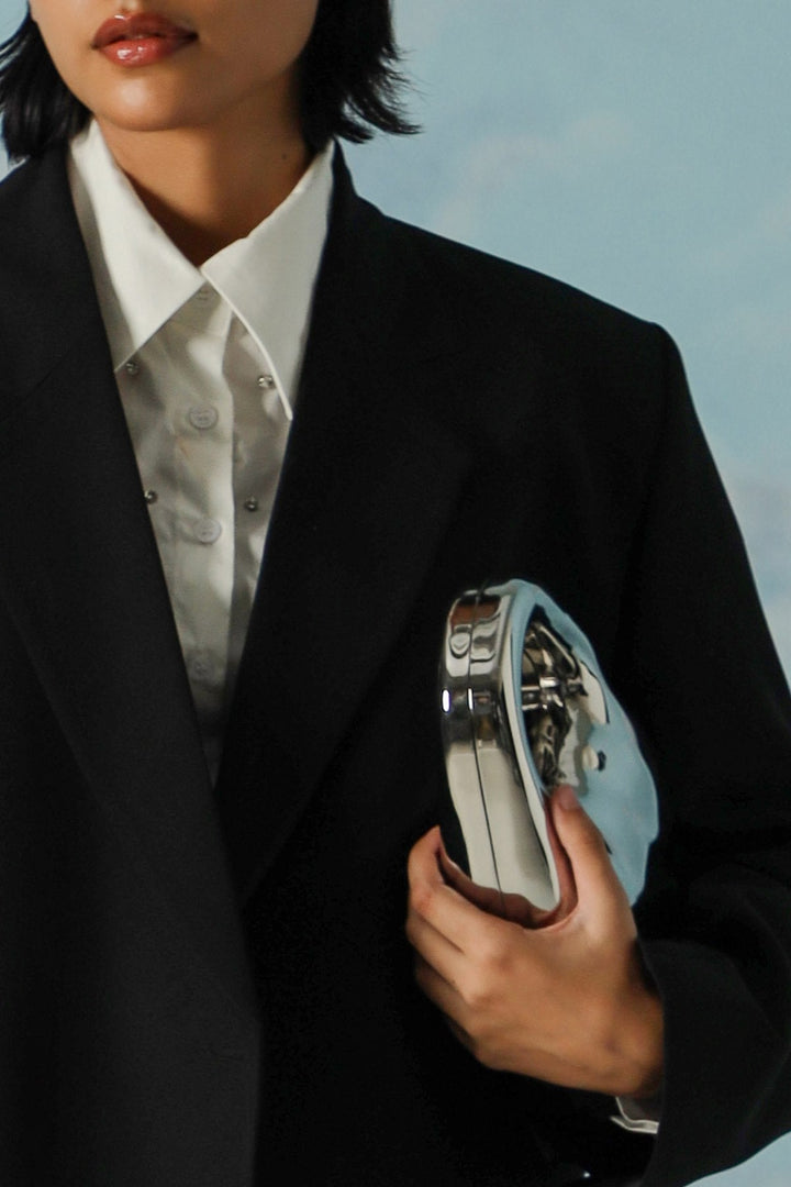 SILVER THE RUNWAY METAL CLUTCH