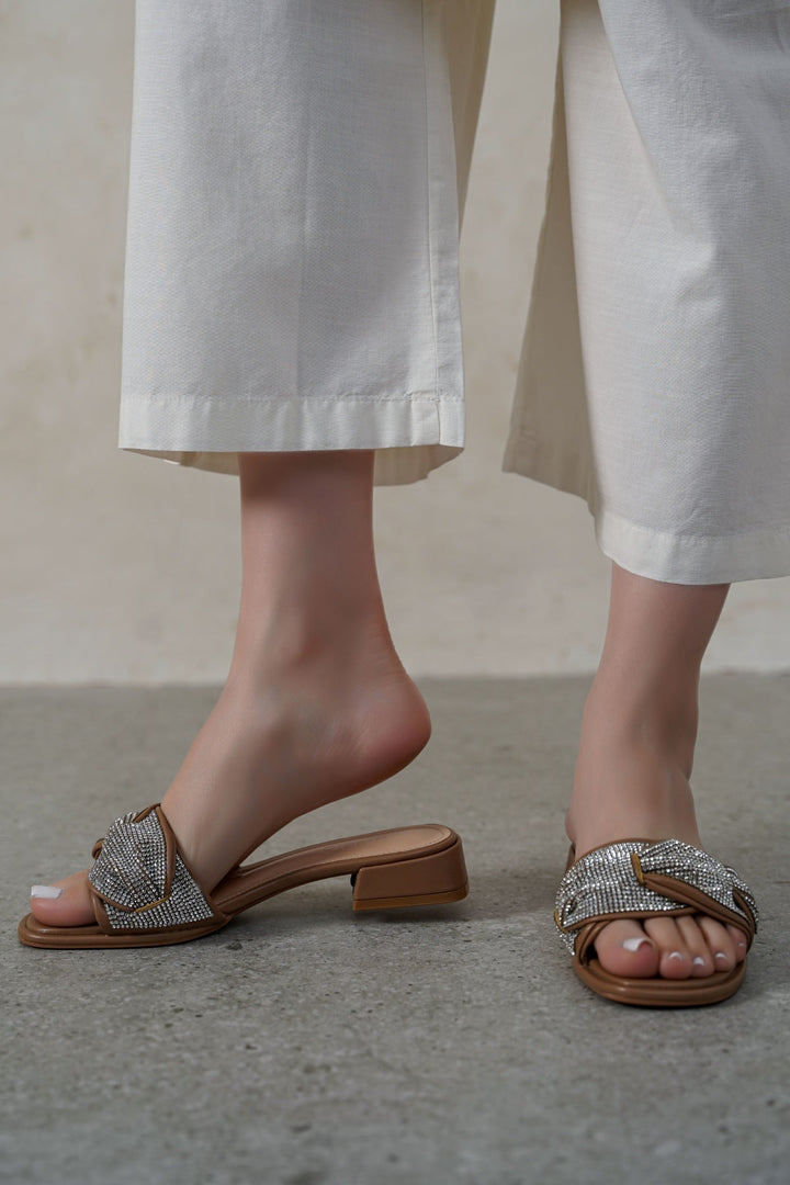TAUPE ZUMA BLOCK HEELS