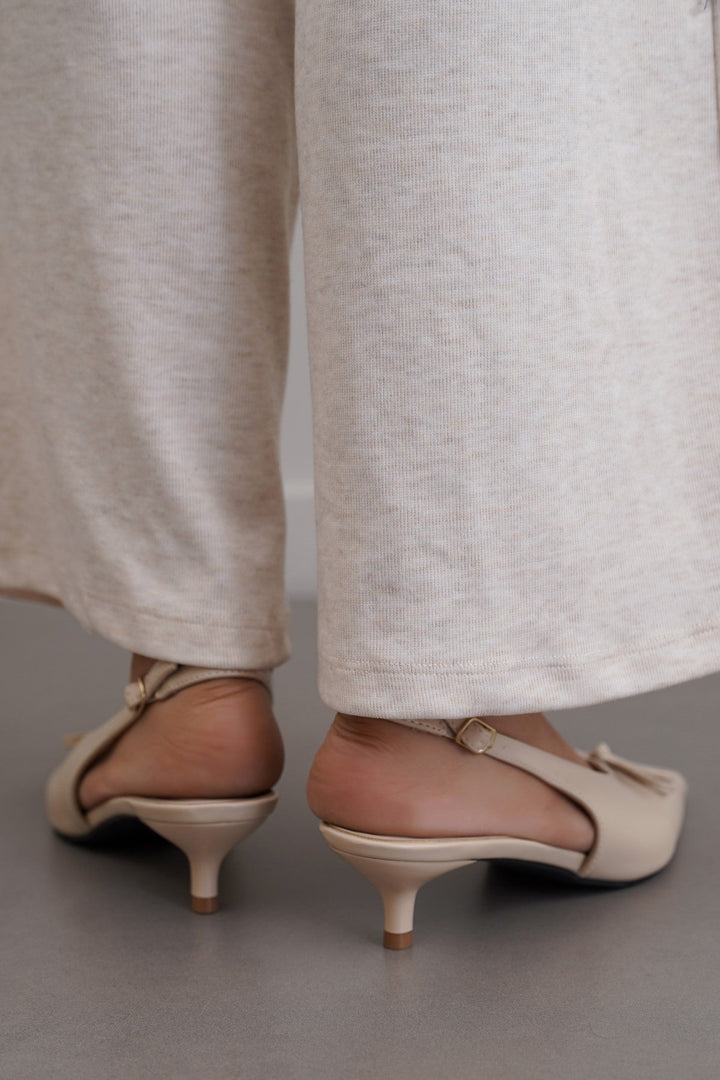 CREAM BOW CHARM HEELS