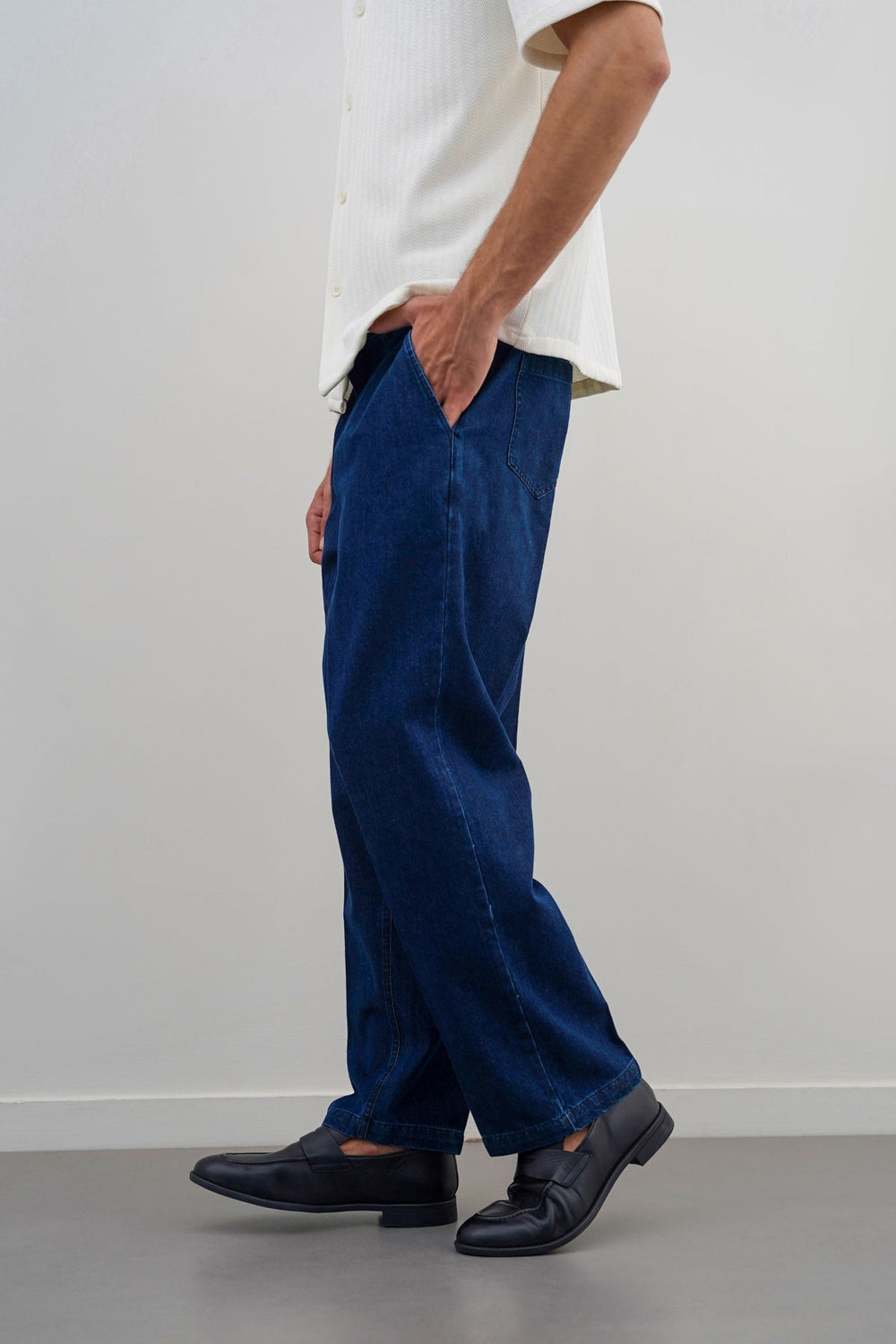 INDIGO ADJUSTABLE DENIM TROUSERS