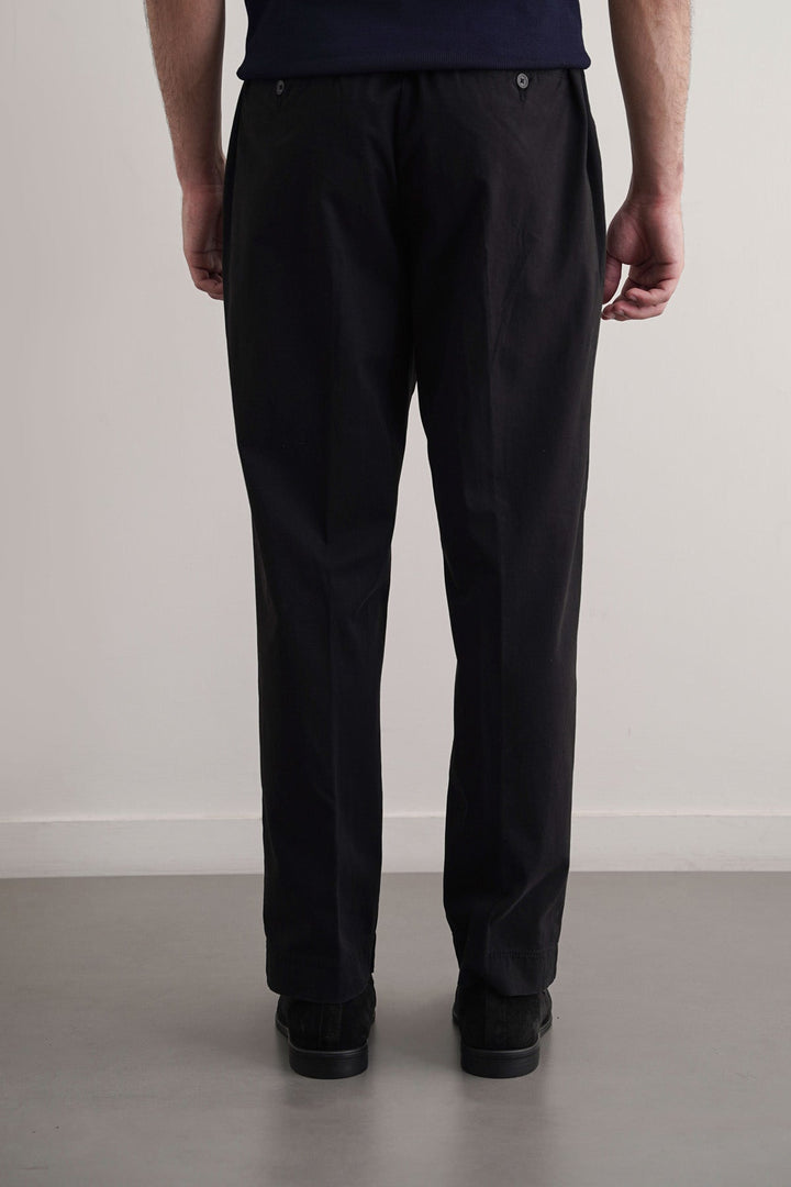 BLACK PLEATED COTTON TROUSERS