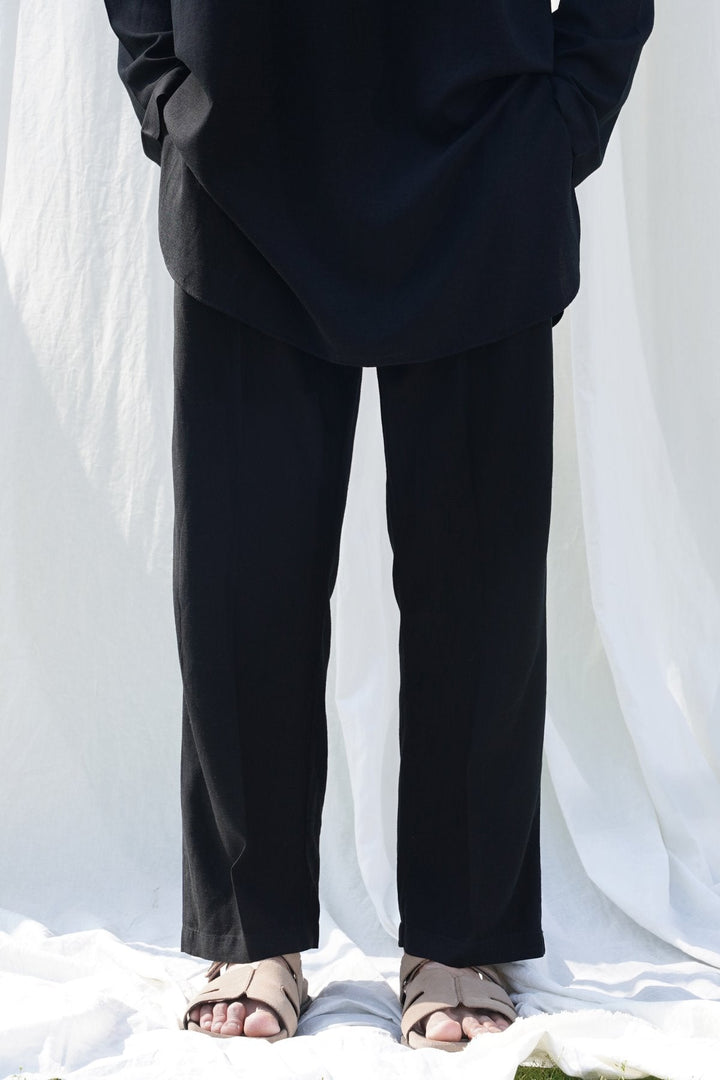 BLACK LINEN BLEND RELAXED TROUSERS