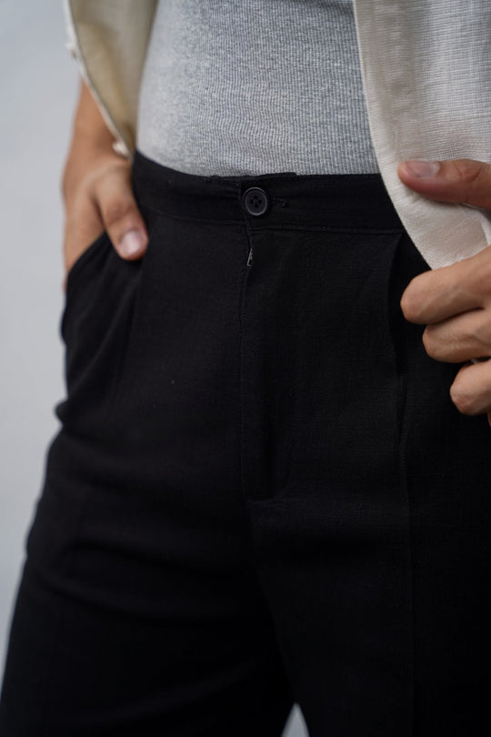 BLACK RELAXED TROUSERS
