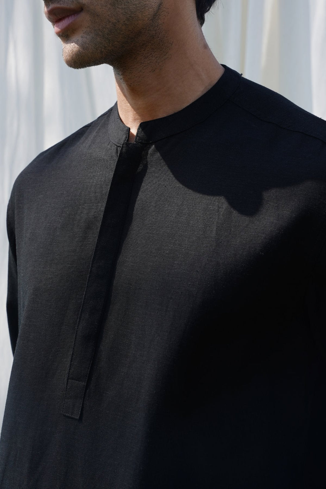 BLACK LINEN BLEND LONG SHIRT