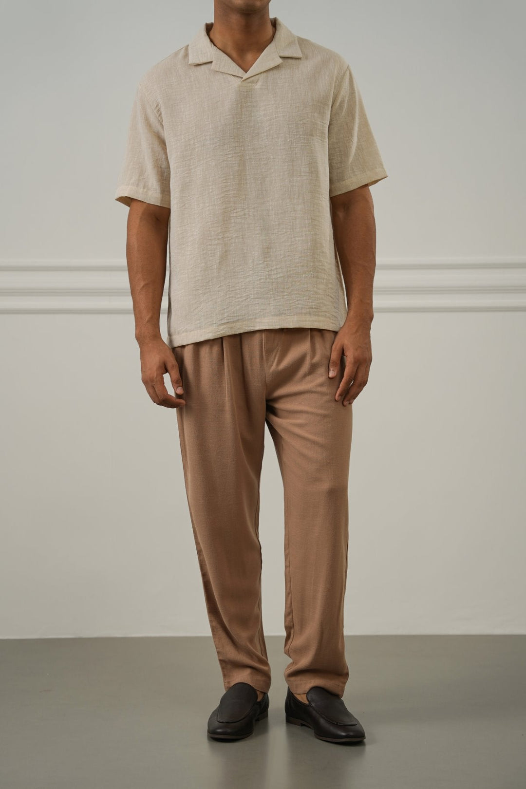 KHAKI FLOWY BLENDED LINEN TROUSERS