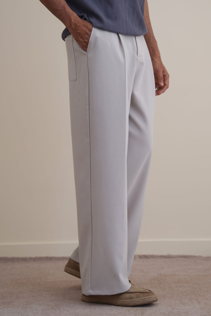 IVORY PLEATED PANTS
