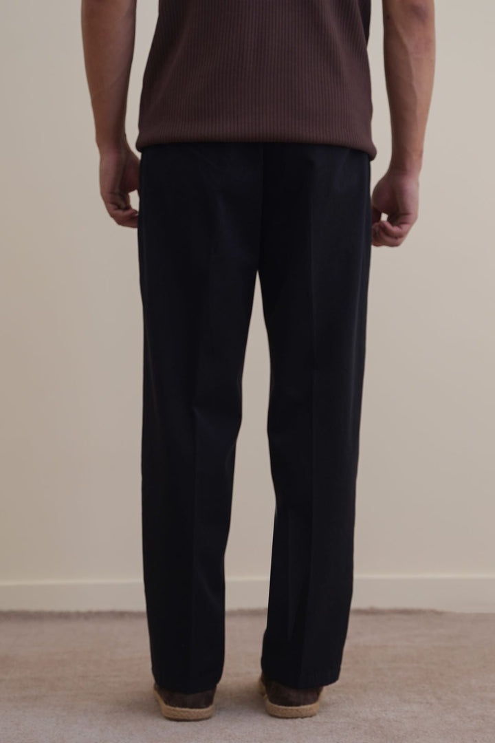 BLACK LIGHT COTTON CHINOS