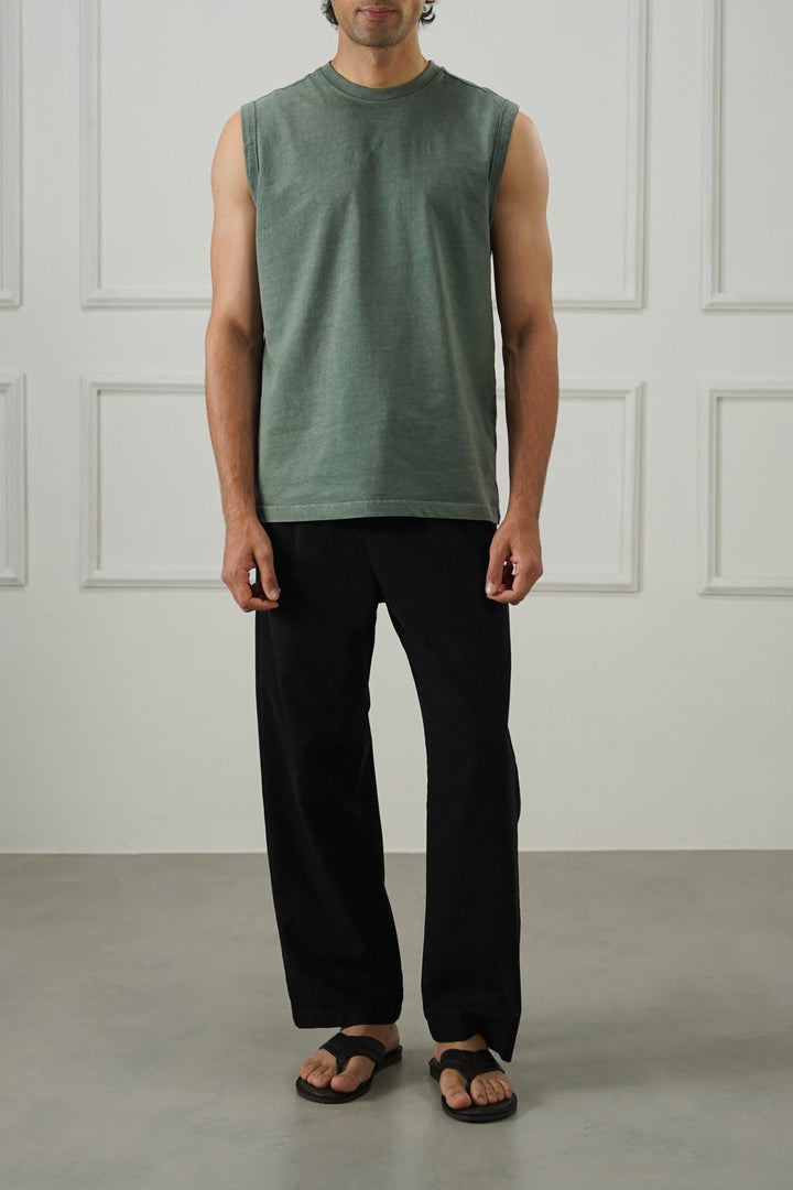 BLACK EASY PLEATED PANTS