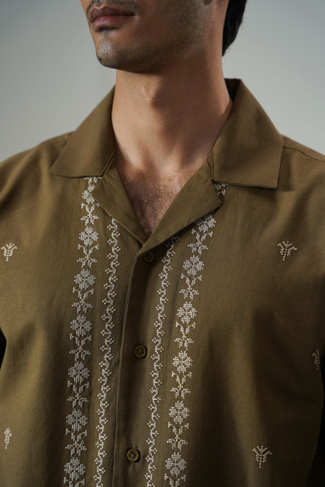 BROWN SUMMER CLUB EMBROIDERED SHIRT