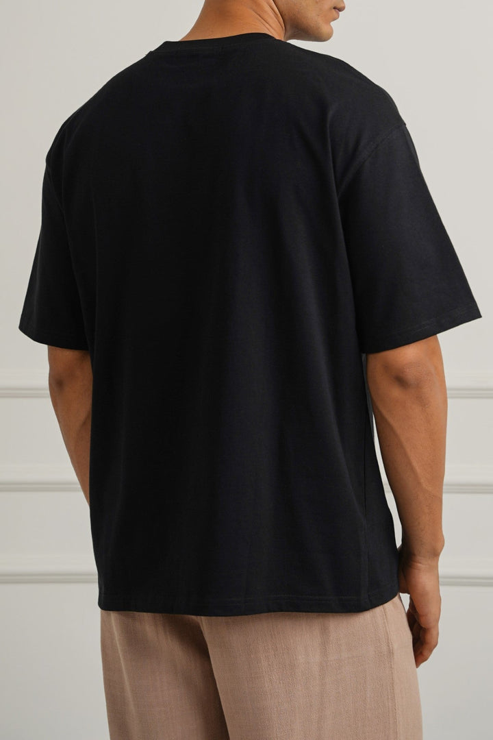 BLACK EVERYDAY COMFORT TEE