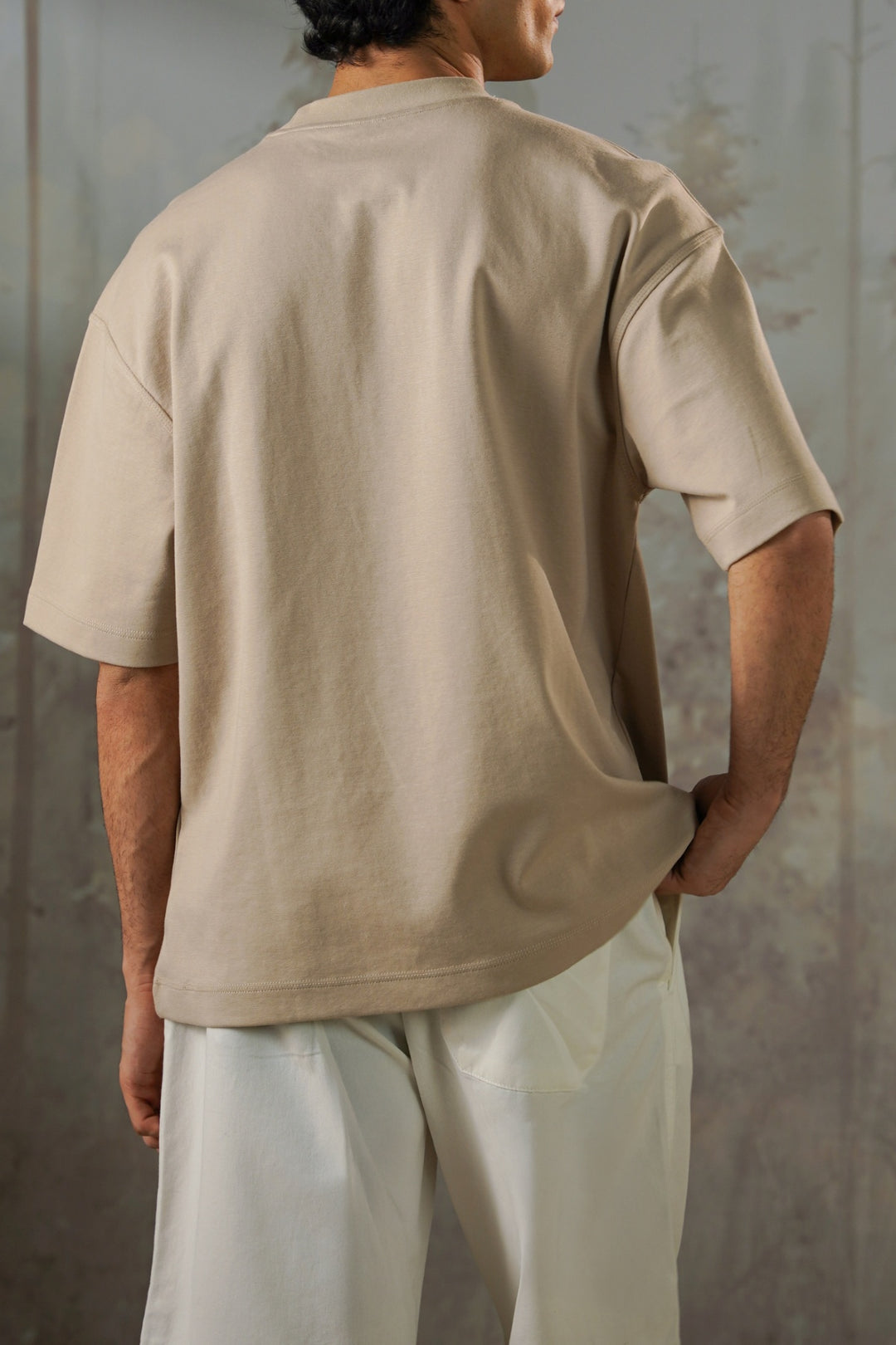 EVERYDAY TEE