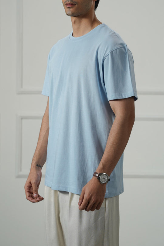 LIGHT BLUE ESSENTIAL CREW NECK TEE