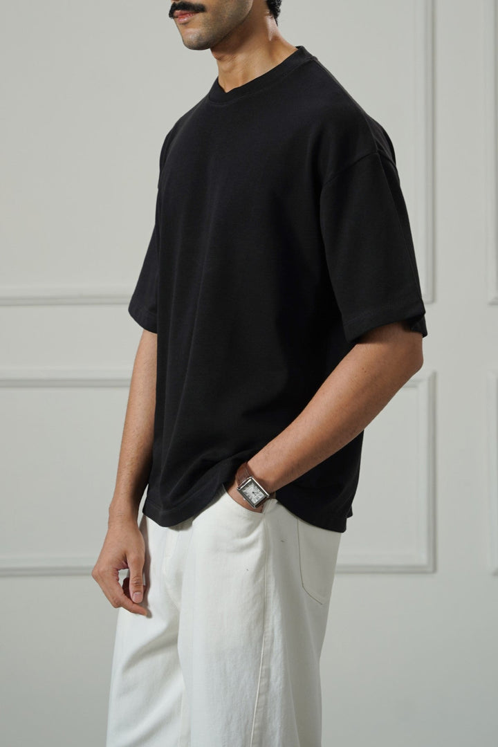 BLACK BASIC RIBBED TEE