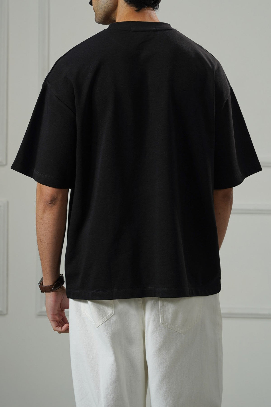BLACK BASIC RIBBED TEE