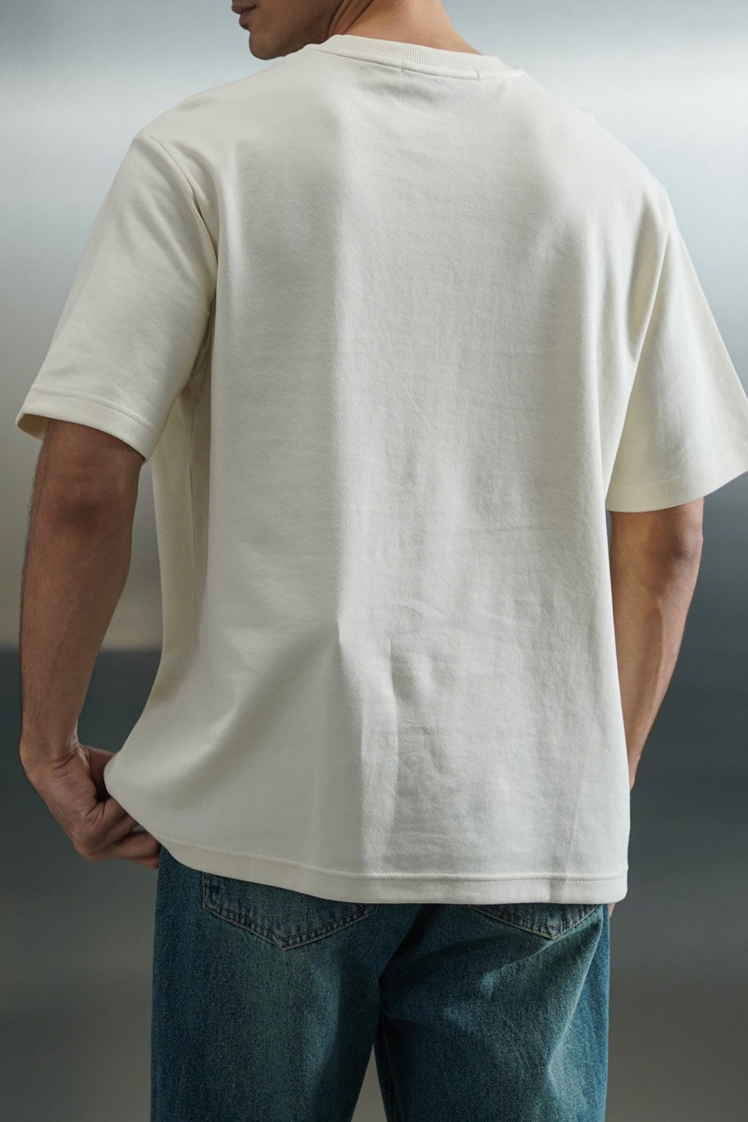 IVORY OVERSIZED SLOUCHY TEE