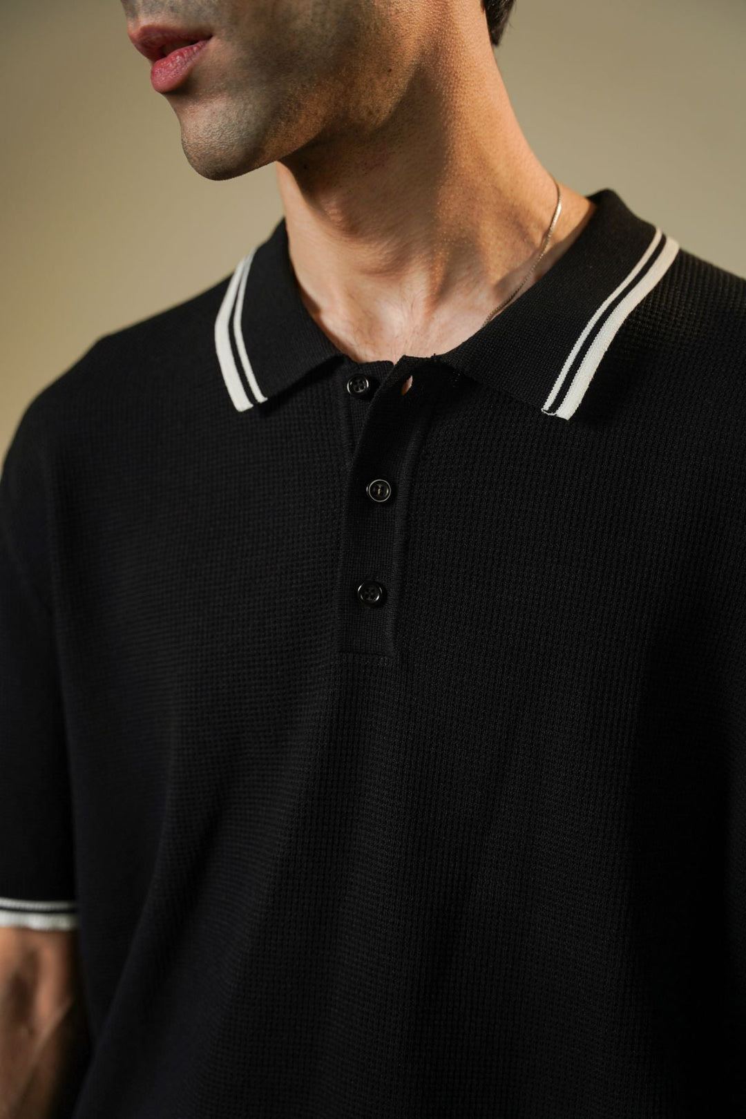 BLACK CONTRAST TIPPING POLO
