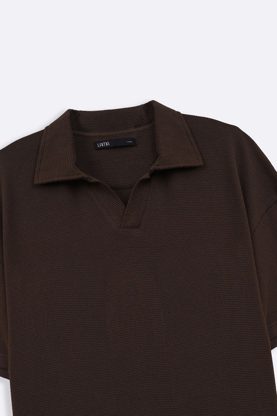 BROWN OPEN COLLAR RESORT POLO