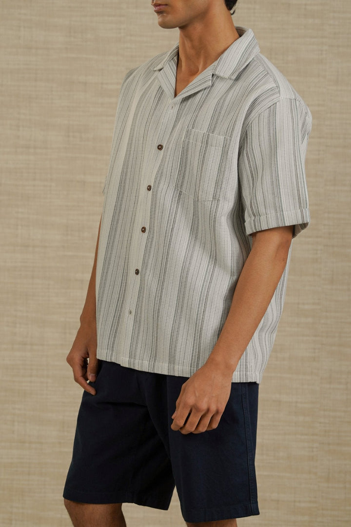 WHITE EVERYDAY STRIPED BUTTON DOWN