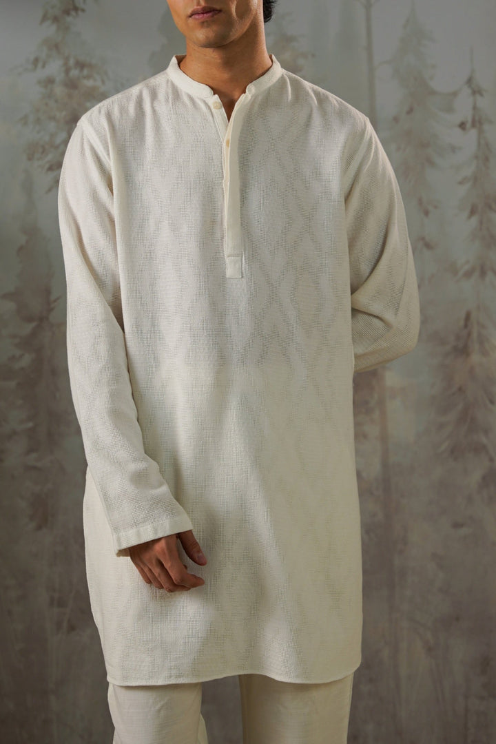 OFF WHITE TEXTURED JACQUARD SHIRT