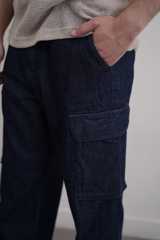 BLUE RELAXED CARGO JEANS