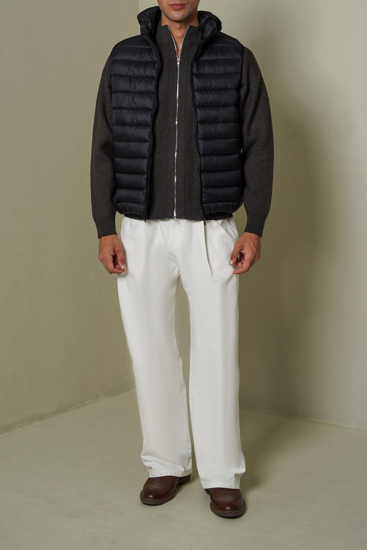 BLACK HOODED GILET