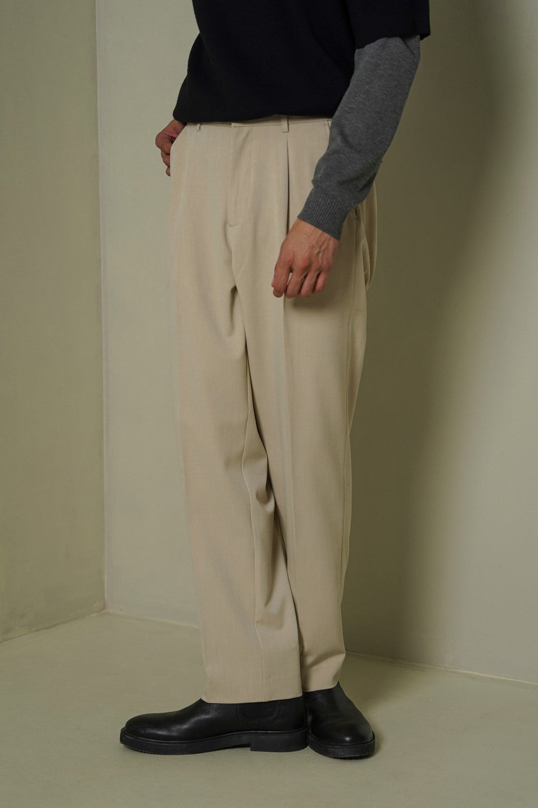 BEIGE TAILORED EASY PANTS