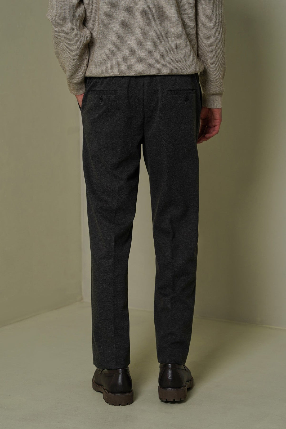 GREY TAILORED WOOLEN PANTS