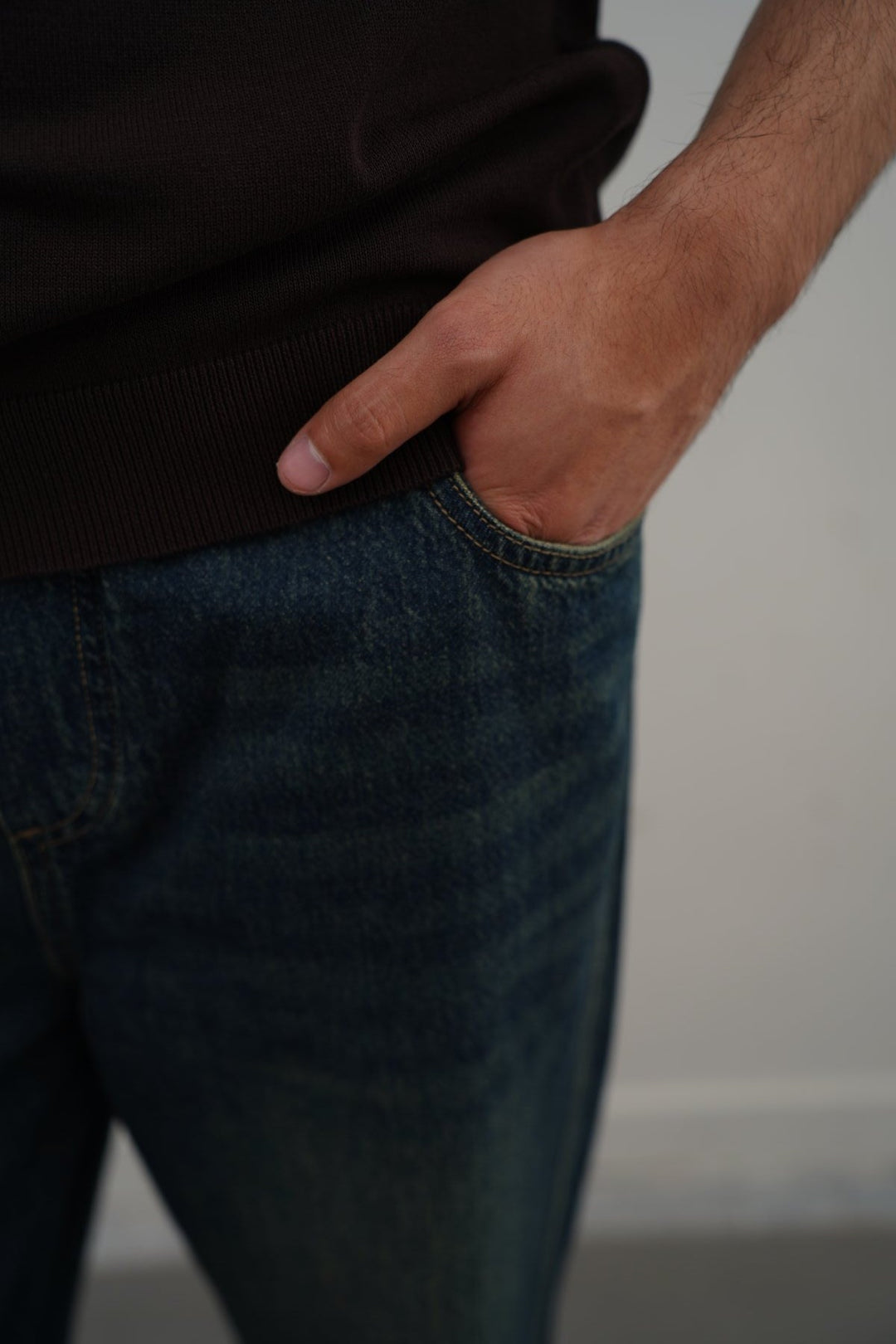 BLUE EASY BARREL JEANS