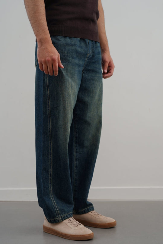 BLUE EASY BARREL JEANS