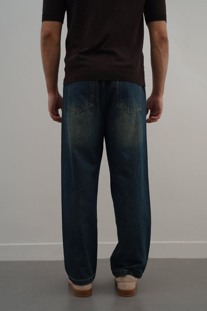 BLUE EASY BARREL JEANS