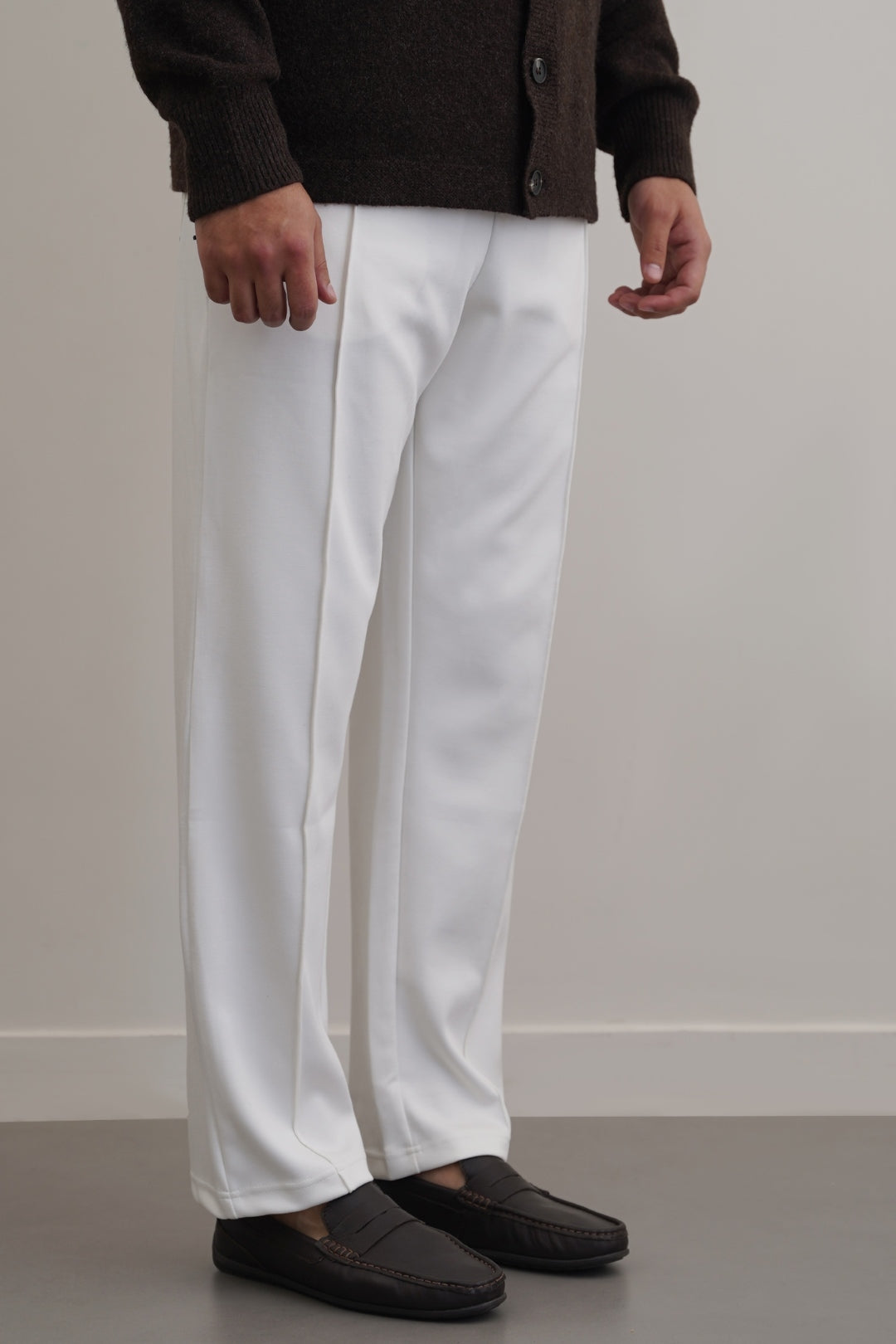 IVORY EASY PLEATED TROUSERS