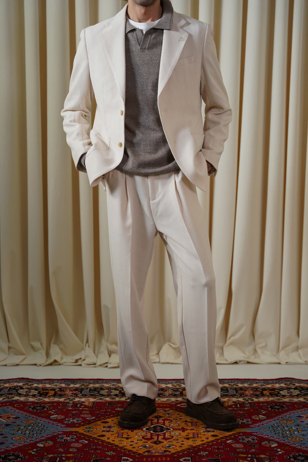 OFF WHITE TEXTURED ADJUSTABLE PANTS