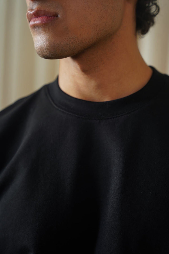 BLACK OVERSIZED TERRY TEE