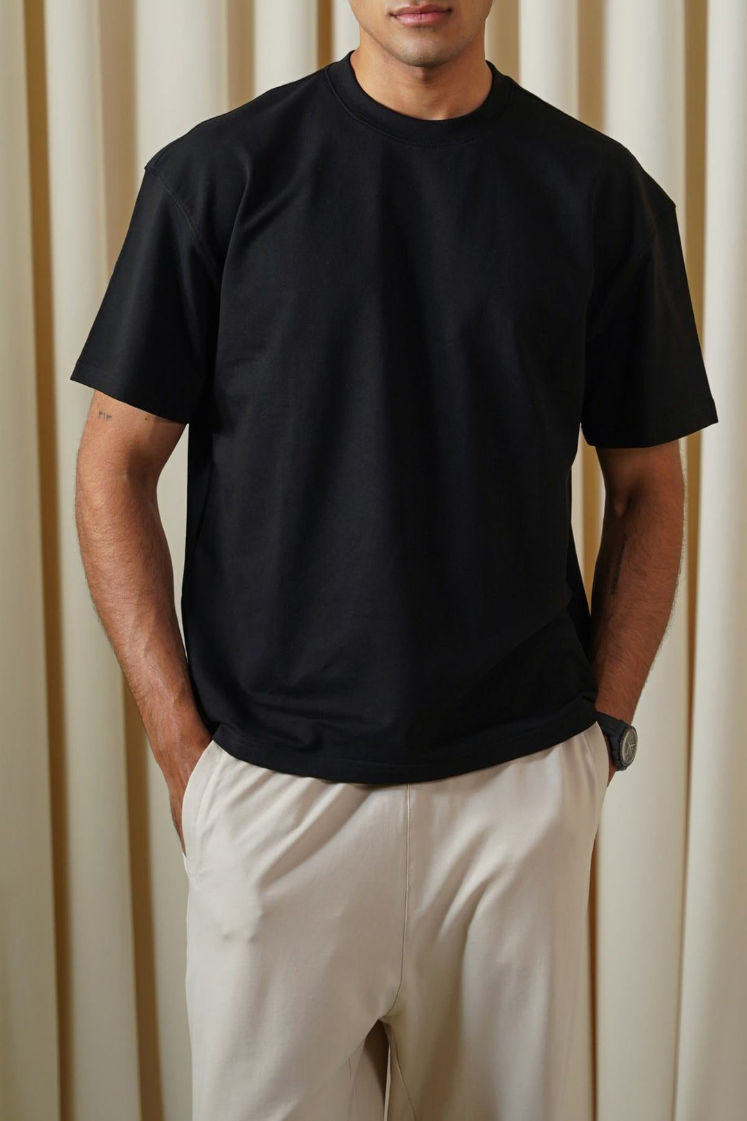 BLACK OVERSIZED TERRY TEE