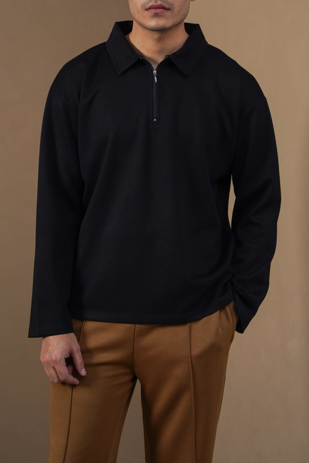 BLACK QUARTER-ZIP POLO