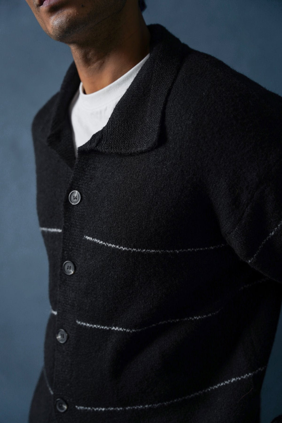 BLACK CLASSIC CARDIGAN