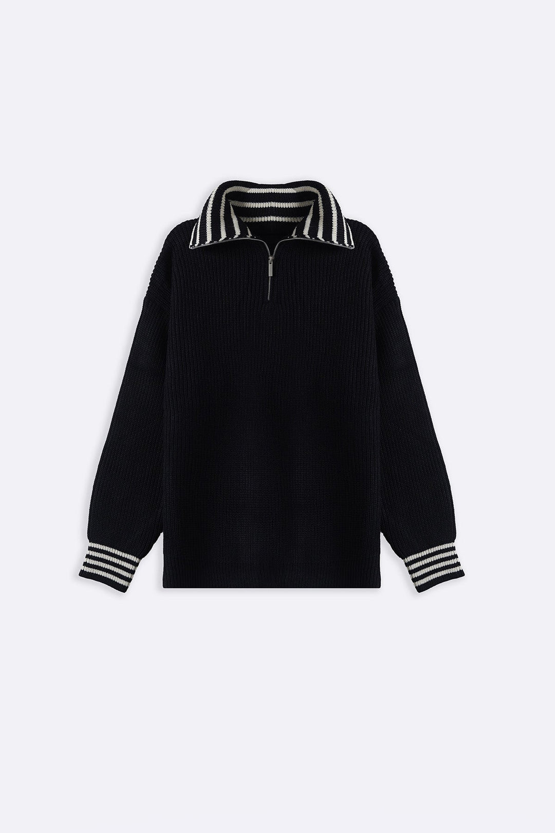 BLACK WHITE EASY MOCK-NECK PULLOVER