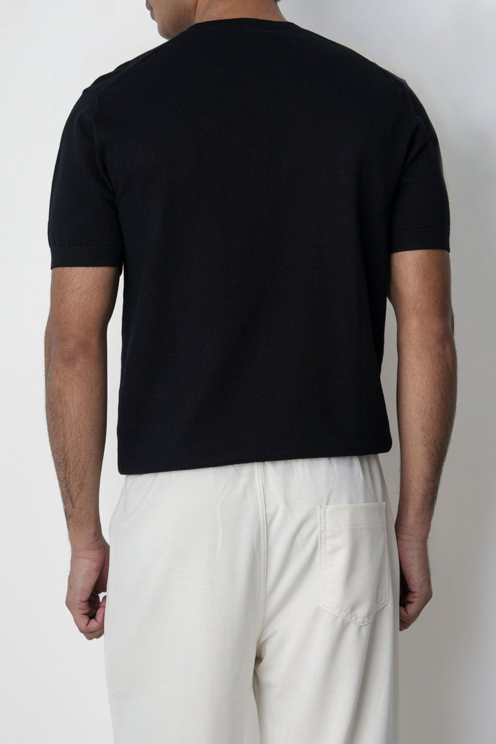 BLACK FINE KNIT TEE