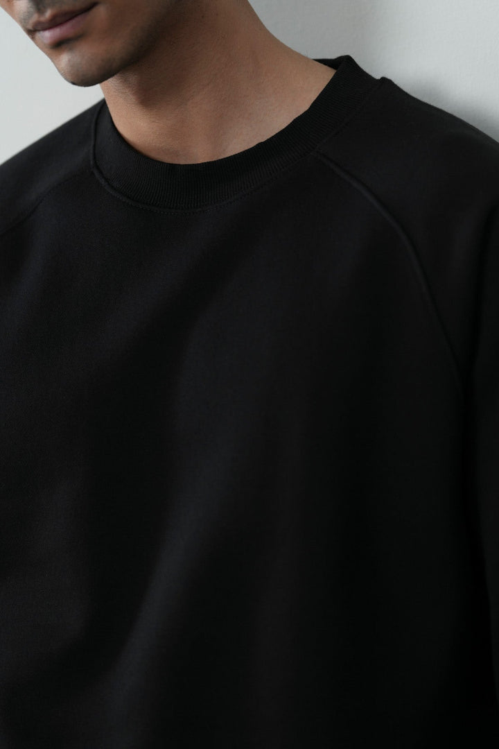 ESSENTIAL RAGLAN SWEAT