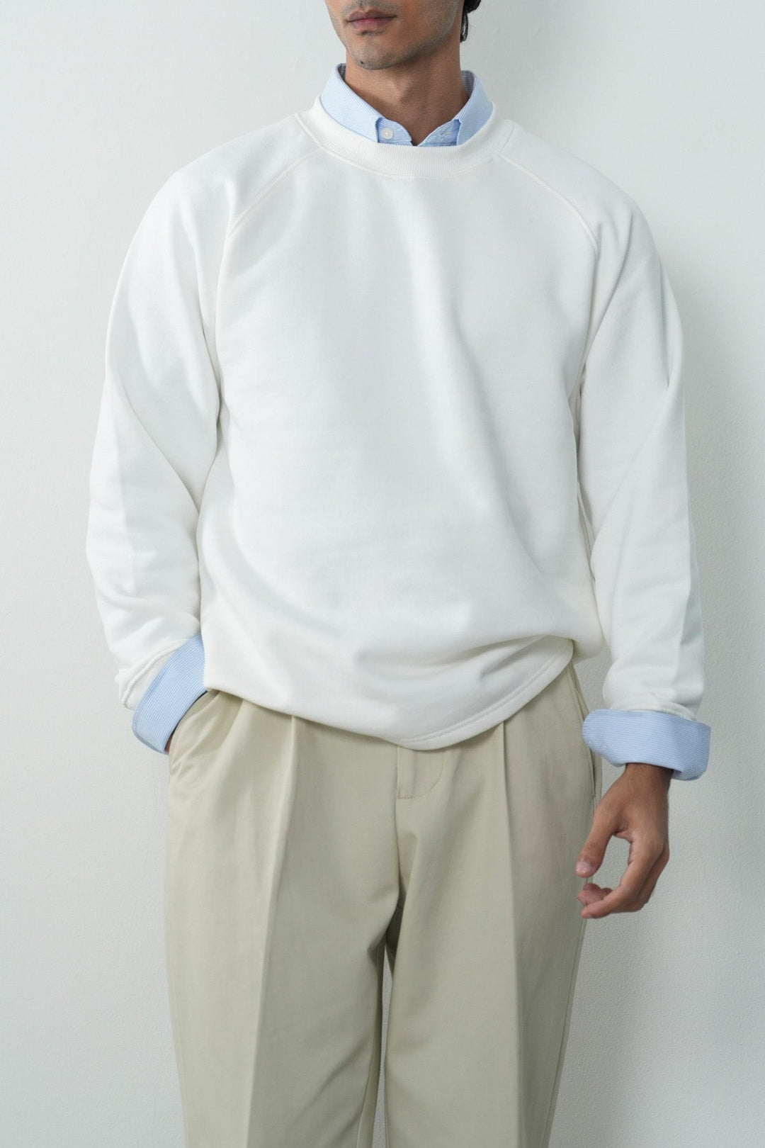 ESSENTIAL RAGLAN SWEAT