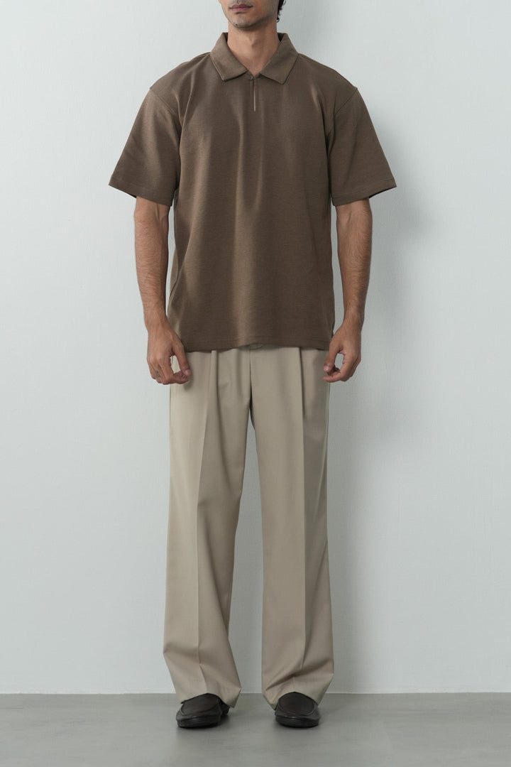 OPEN V NECK COLLAR POLO
