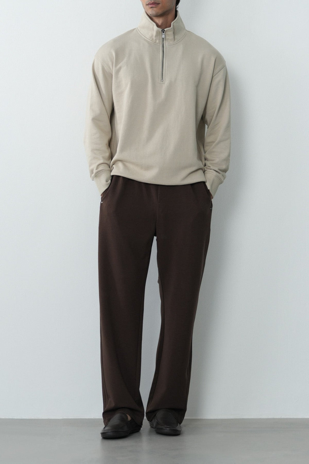 EVERYDAY MOCK NECK ZIP SWEAT