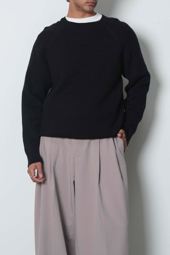 TEXTURED RAGLAN SWEATER