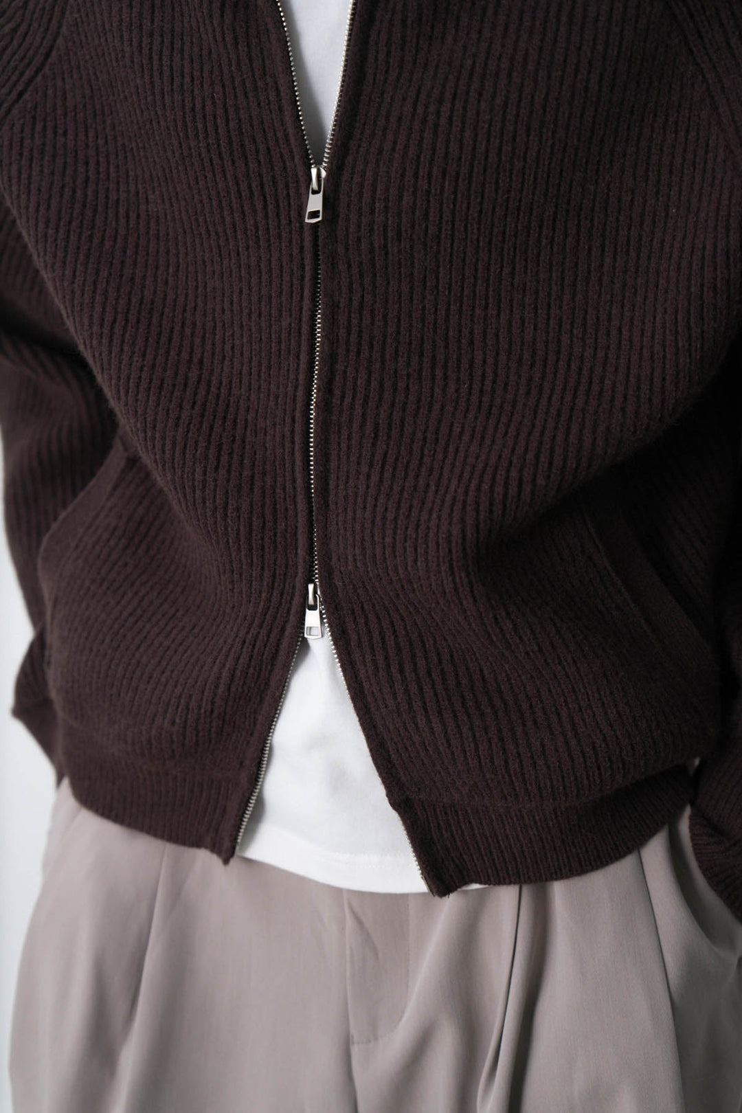 RIBBED ZIPPER CARDIGAN