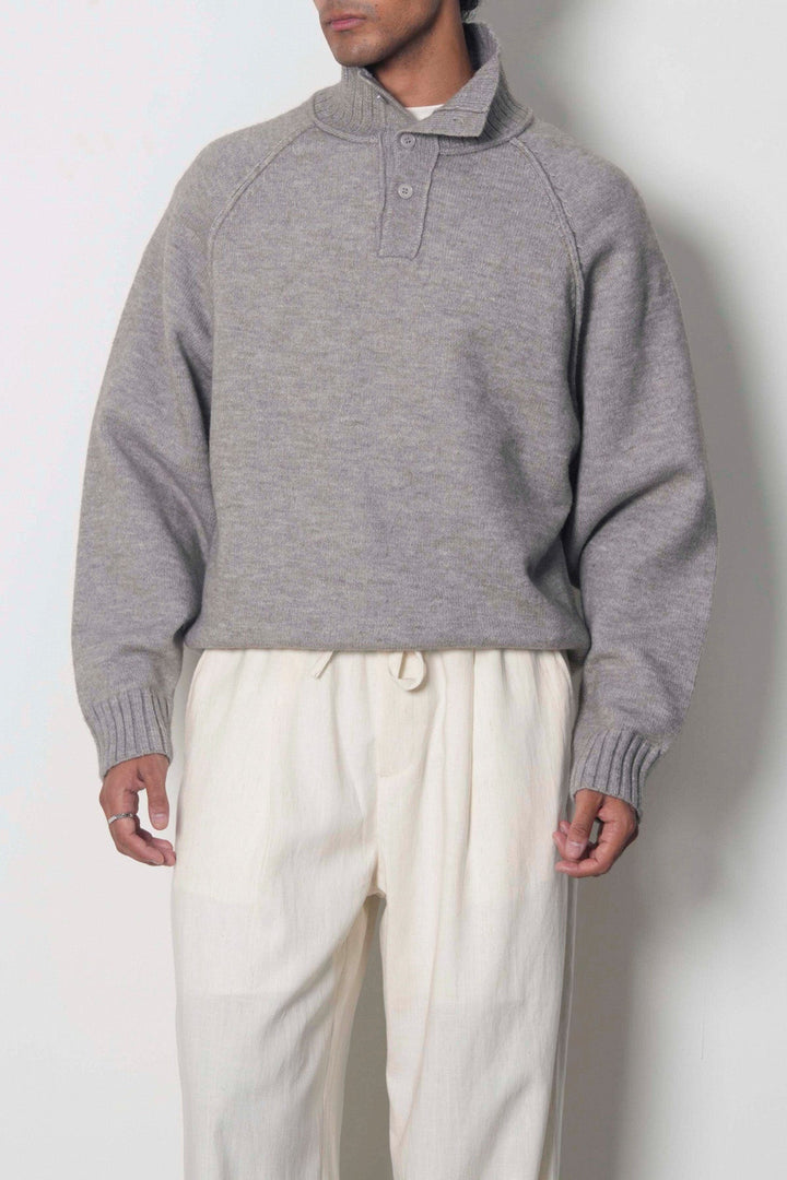FUNNEL NECK SWEATER