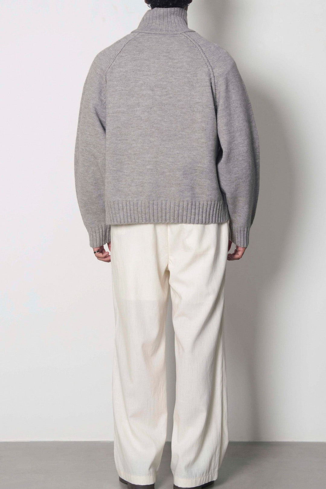 FUNNEL NECK SWEATER